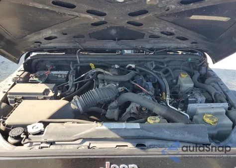 2010 Jeep Wrangler Unlimited Sport z USA, uszkodzony, nr VIN 1J4BA3H16AL224324